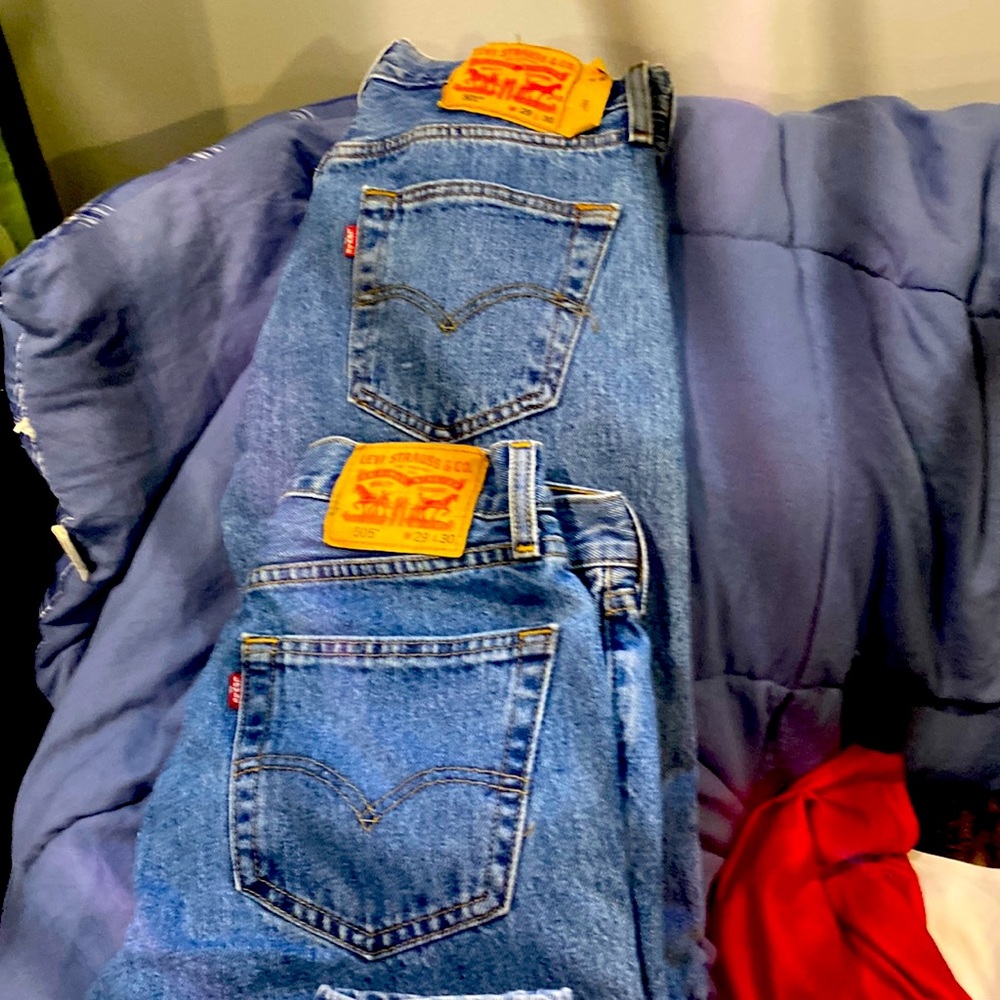 Levi jeans